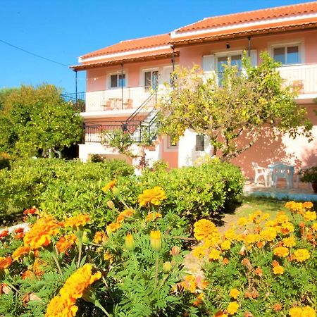 Maria'S Paradise Asztrakerí Kültér fotó
