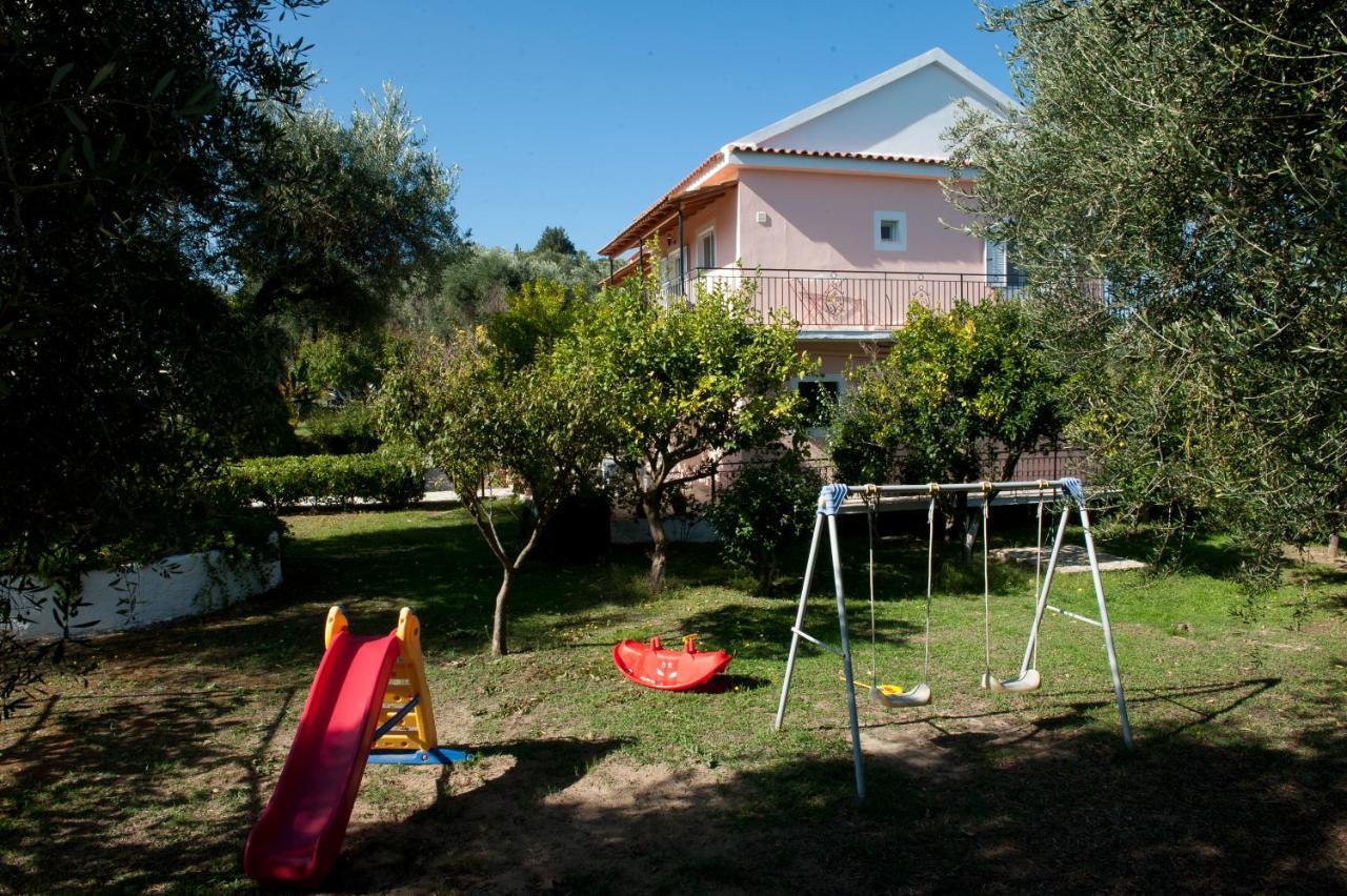 Maria'S Paradise Asztrakerí Kültér fotó