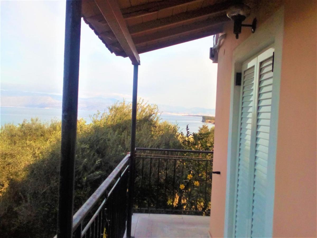 Maria'S Paradise Asztrakerí Kültér fotó